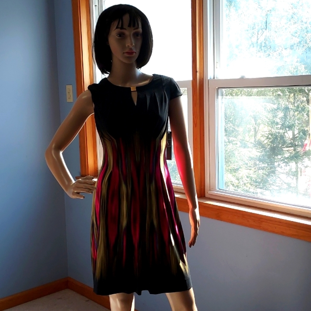 Tahari womens dress